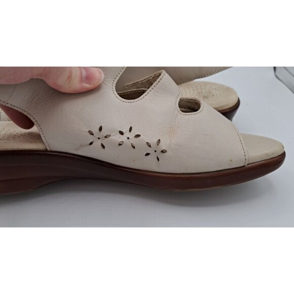SAS Quatro Tripad Comfort Slingback Sandals Bone 3 Strap Women Size 9.5 N Beige - Picture 7 of 16